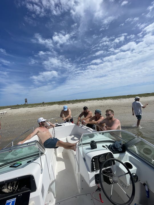 Boston Whaler Dual Console Boat! 200HP Motor. Fun! 