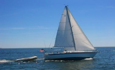 27  feet of fun in the summer sun, under sail!