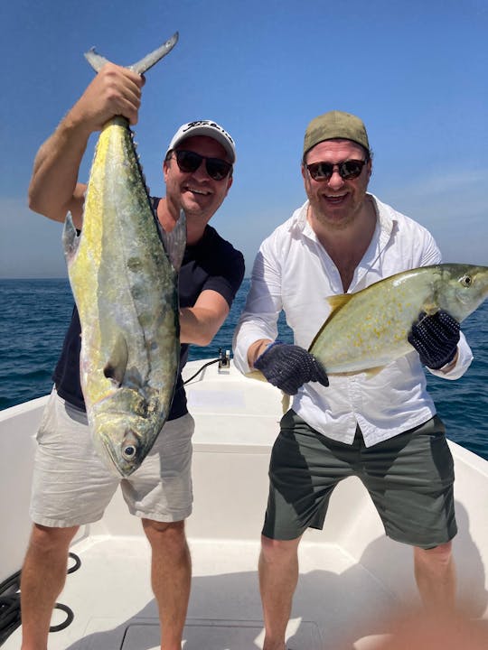 Viaje privado de pesca a Dubái para hasta 5 personas