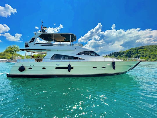 Unforgettable Bosphorus Sunset Yacht Experience
