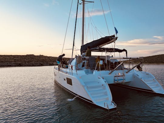 Lagoon 38 Catamaran - Enjoy the Summer Vibes in Mykonos 