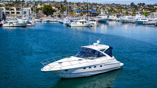 Luxury Yacht | 15 PPL | $2000 4hrs 