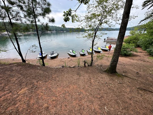 Excursions guidées en jetski hautement recommandées sur le lac Lanier !