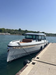 Experiência de barco de luxo e traslados no Arquipélago de Zadar 