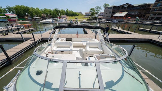 "Regal" Charter in Lake of the Ozarks, MO