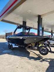 NOVO Wakeboat de luxo Tigè Z3 2024 em Flower Mound, Texas 