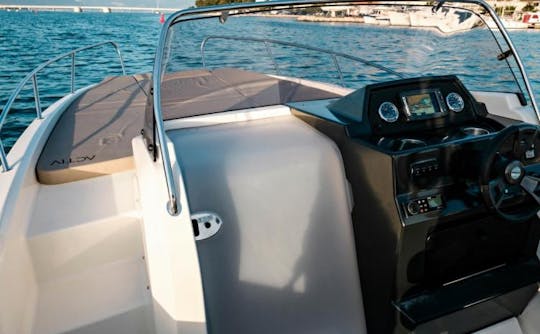 QUICKSILVER 675 ACTIV SUNDECK