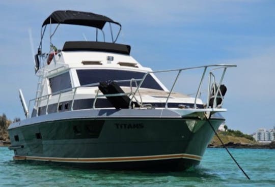 Bateau à moteur de 38 pieds à Cabo Frio