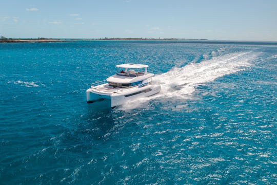 Amazing new power catamaran for Coiba's amazing Pacific island paradise