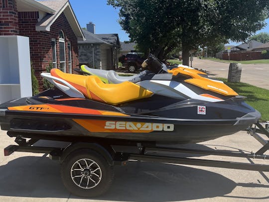 2 SeaDoos available for rent |DFW Lakes|