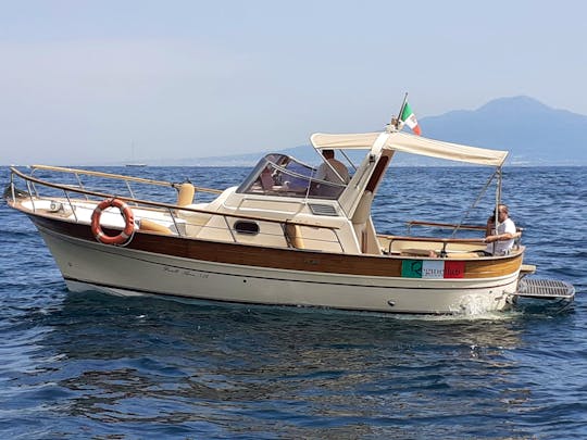 Gozzo FR. Aprea 765 Boat Tour In Capri/Positano/Amalfi