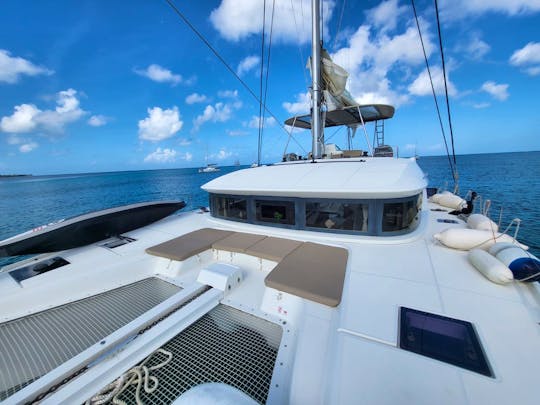 Luxury Catamaran Charter In The Grenadines