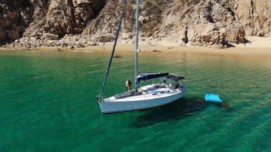 Private Sailboat Beneteau 42ft in Cabo, All-Inclusive