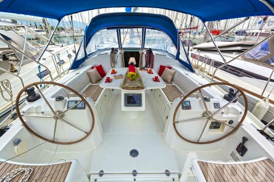 Magnificent Sailing tours on a comfortable 4-cabin yacht in Turkey!