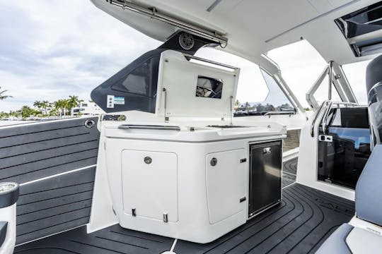¡Alquile uno de los mejores barcos del sur de Florida!