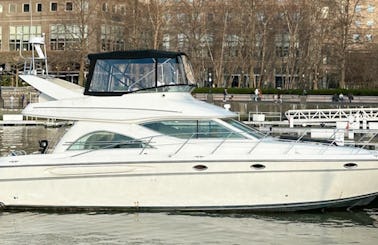52’ Maxum Sport Yacht in NYC & NJ with Flybridge