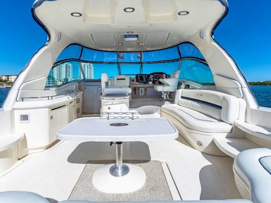 Beautiful 55' Sea Ray Yacht in Miami, FL