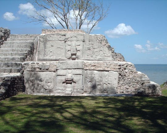 Alugue seu barco plano na baía de corozal/chetumal