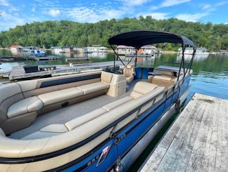 Viaggio Lago 25c Pontoon on Norris Lake, TN 