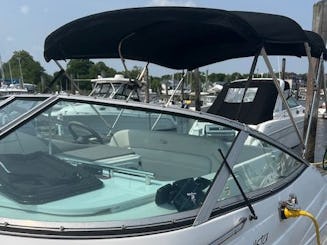 City Tours aboard 24' Four Winns