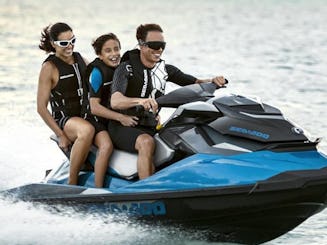 Enjoy the Lake with family & friends with this Sea-Doo Deluxe GTI SE with Sound