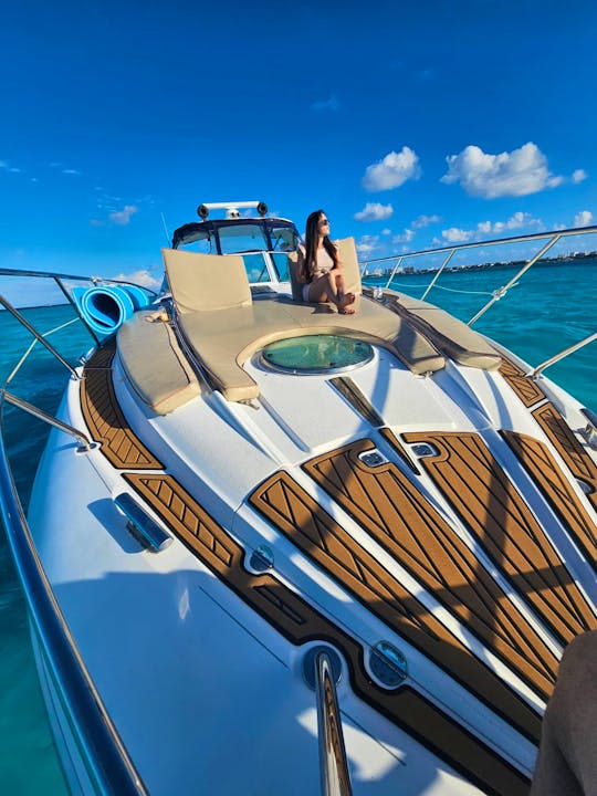 FLAWLESS DORAL 48ft - Boat in Cancun (1 hour of free Jetski on 6 hours rental)