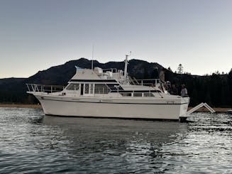 Classic 40ft Luxury Motor Yacht Available in South Lake Tahoe, California!