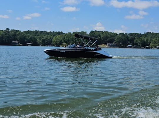 Rent a 2023 Scarab 195ID – The Ultimate Water Adventure Awaits! 🚤