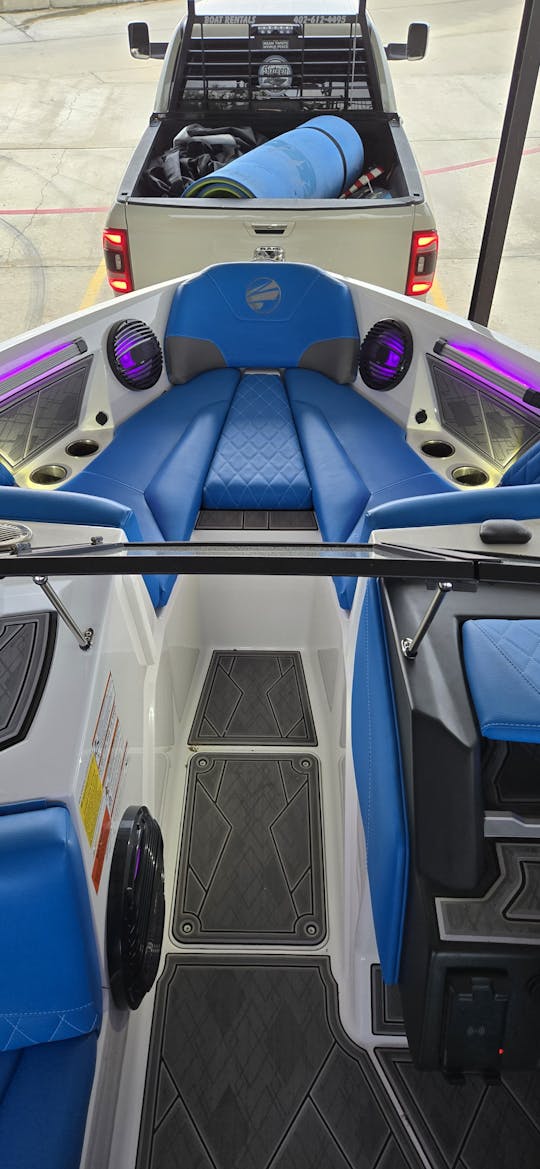 NOVÍSSIMO Wakeboat de luxo Tigè Z3 2024
