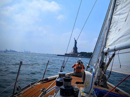 North River Sailing - See NYC from a Classic Racing Yacht