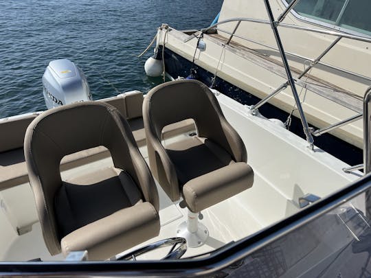 Rent the Atlantic Marine 530 in Turanj! No License? Skilled Captain Available!