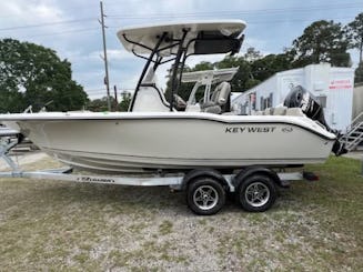 22Ft Center console with USCG certified Captain
