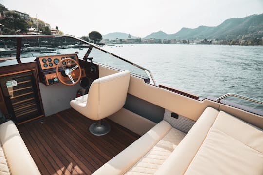 Mostes Venere Boat Elegant and a Rent in Como with charter 