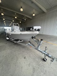 De la pêche en lac à la pêche en baie, ce bateau est fait pour vous et 5 de vos amis