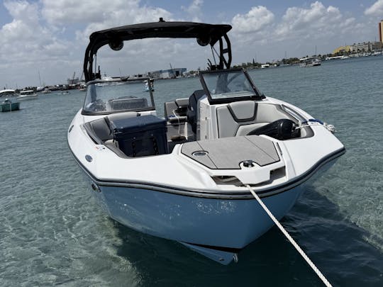 Yamaha 252 XE 2024 à West Palm Beach, en Floride