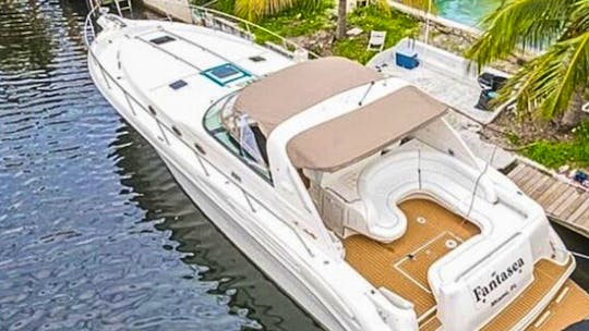 FREE HOUR IN SPORTY 50’ SEARAY PRIVET YATCH
