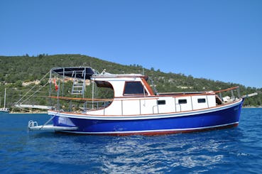 Bateau personnalisé de 50 pieds pour une croisière quotidienne à Bodrum Torba 