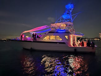 Perfect for all occasions 62ft Motor Yacht in Mission Bay