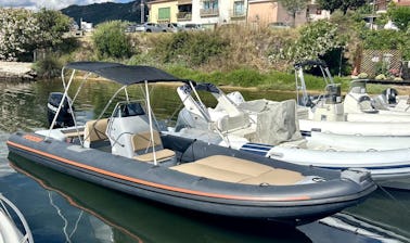 Bareboat for rent FOCCHI 730 with 300 HP | Model 2022 | Cannigione Sardinia