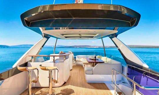 Luxurious Azimut 78 Fly Yacht in Podstrana, Croatia