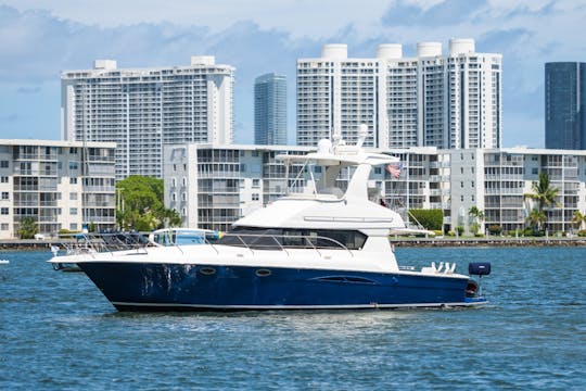 Enjoy Miami on a Luxury yacht for a fun day....