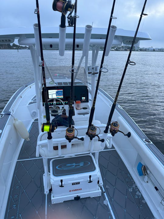 Excellent bateau de pêche, de famille et de banc de sable. Sea Hunt Triton 2020 22,5 pieds