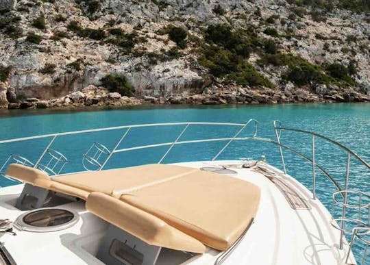 Unstoppable - Location de yacht à moteur Cranchi Mediterranea 43 à Ibiza, Îles Baléares