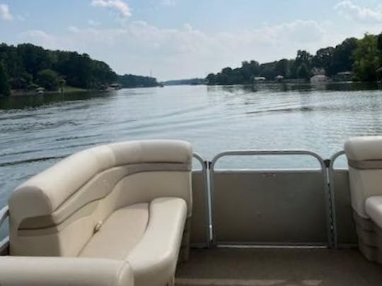 Ponton Bennington de 20 pieds à louer sur le lac Norman, Caroline du Nord