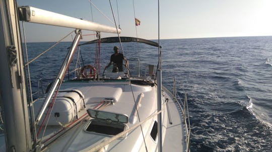 Aluguel de iates à vela Beneteau Oceanis 383 em Eivissa, Illes Balears