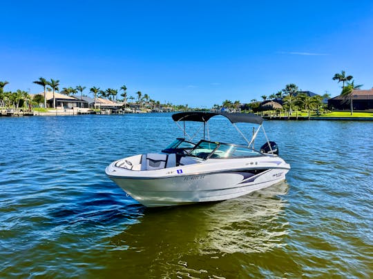 Enjoy 24ft Monterey in Cape Coral, Rates as low as $248 per day (minimum 3 days)