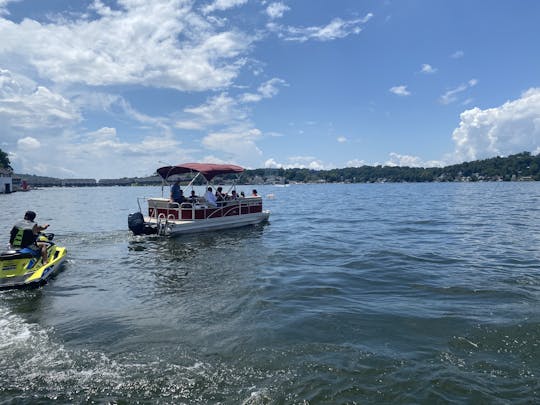 Barco flutuante no Lago Hopatcong, passeio ao pôr do sol