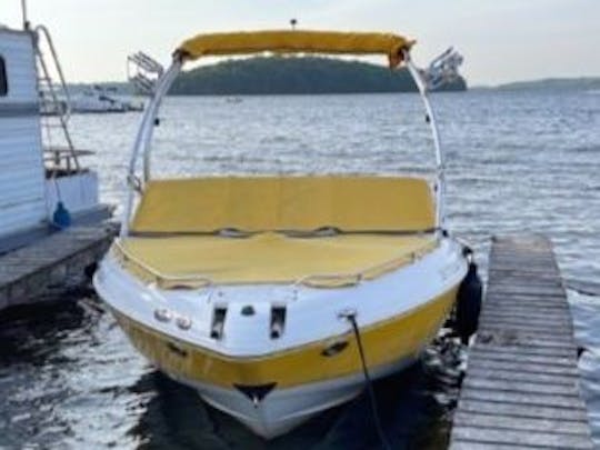 Paseos en bote por el lago Pigeon: placer: cruceros de día, tarde y noche | Pesca