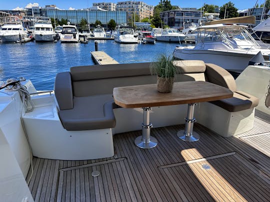 Luxury 50ft Motor Yacht on Lake Washington