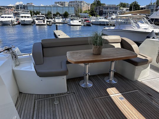 Luxury 50ft Motor Yacht on Lake Washington